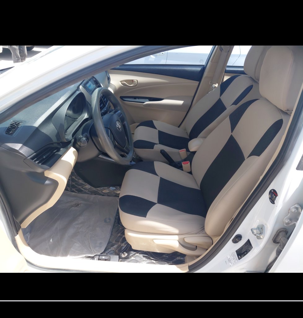 Toyota Yaris Y FLT 2022 image