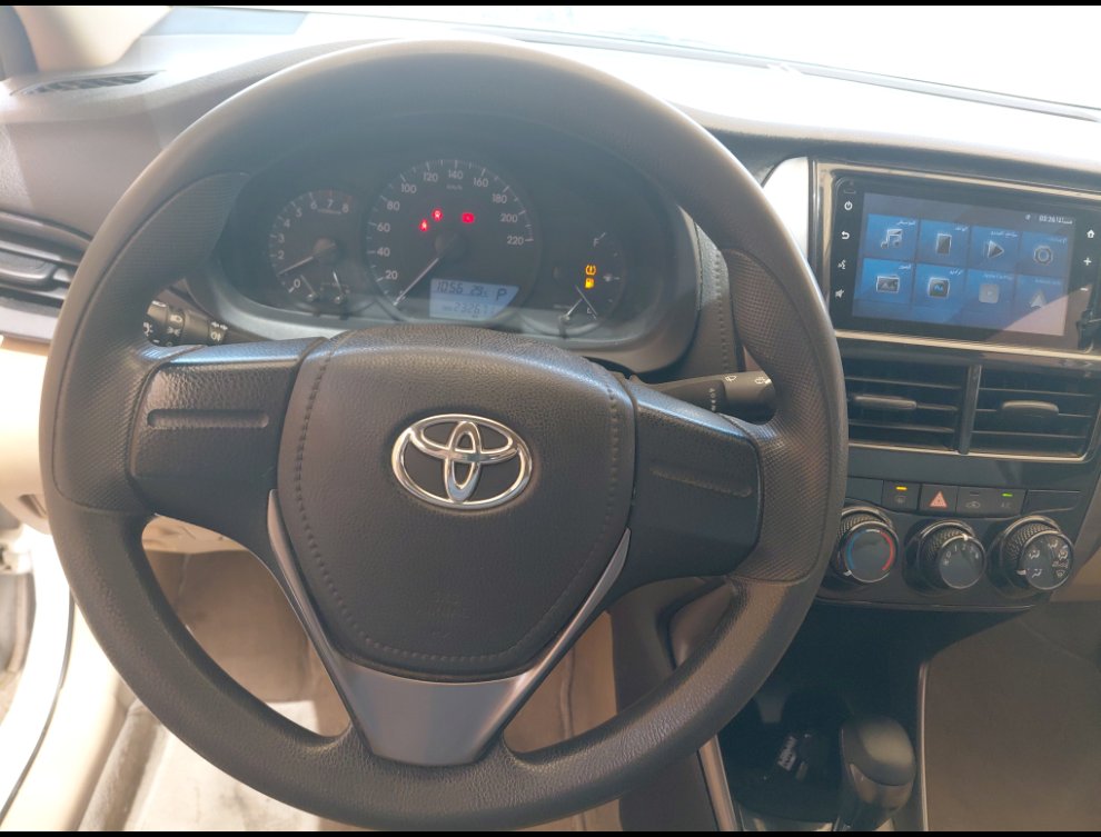 Toyota Yaris Y FLT  2022 image