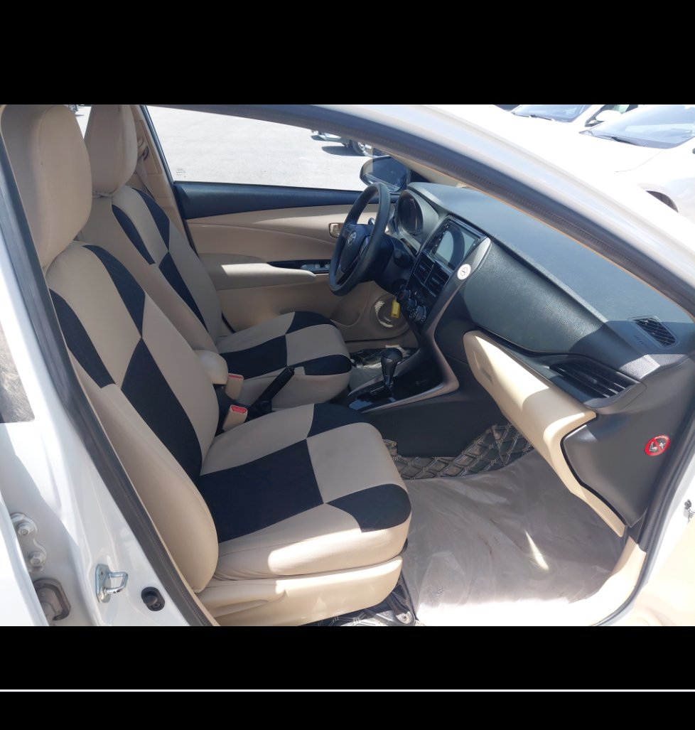 Toyota Yaris Y FLT 2022 image