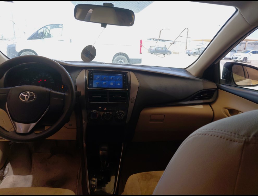 Toyota Yaris Y FLT  2022 image