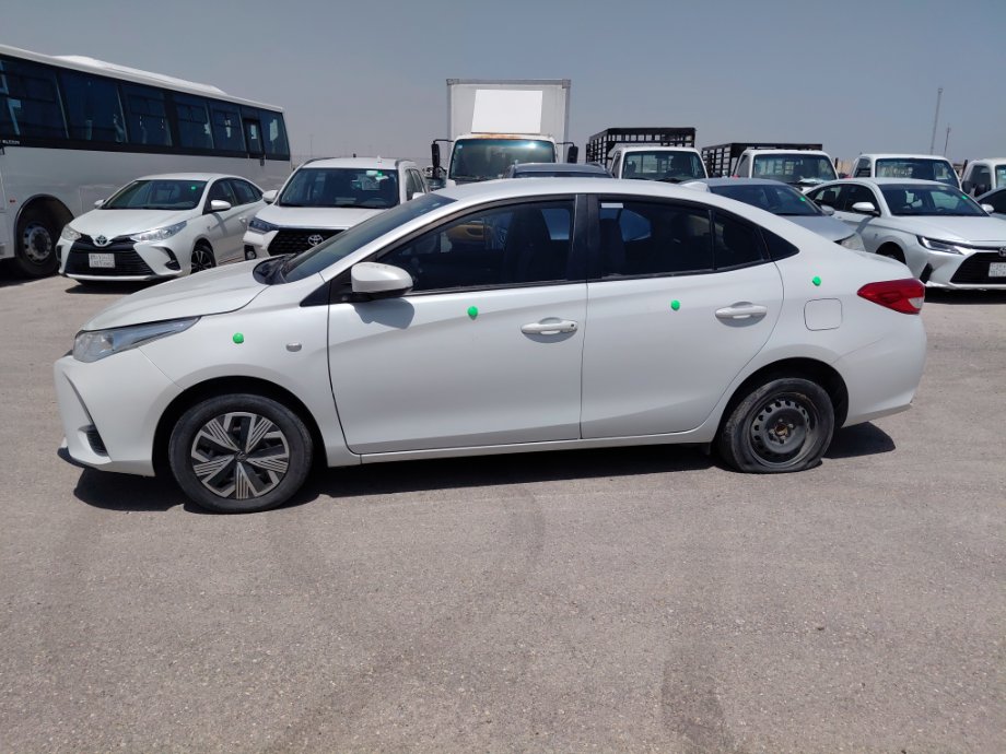 Toyota Yaris Y FLT 2022 image