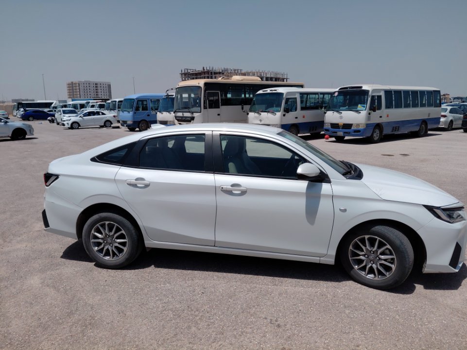 Toyota Yaris Y 2024 image