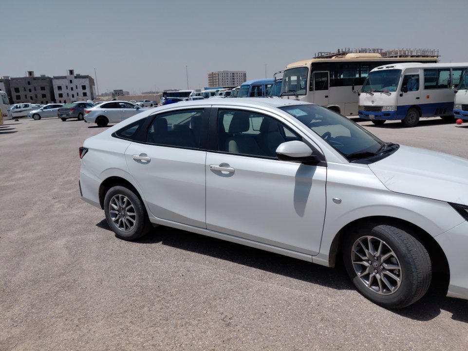 Toyota Yaris Y 2024 image