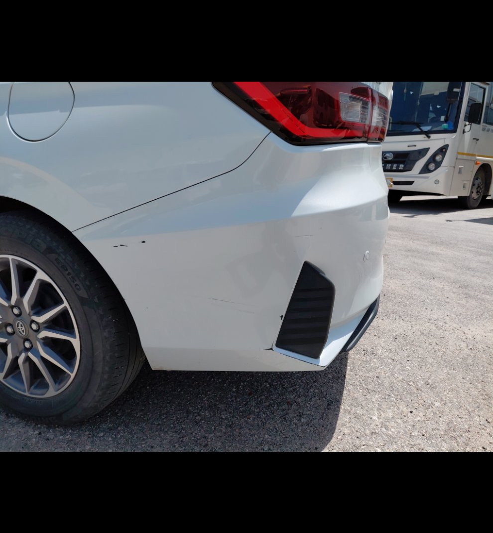 Toyota Yaris Y 2024 image