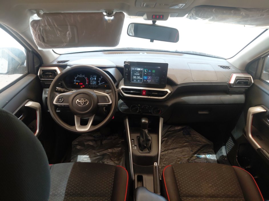 Toyota RAIZE XLE 2024 image