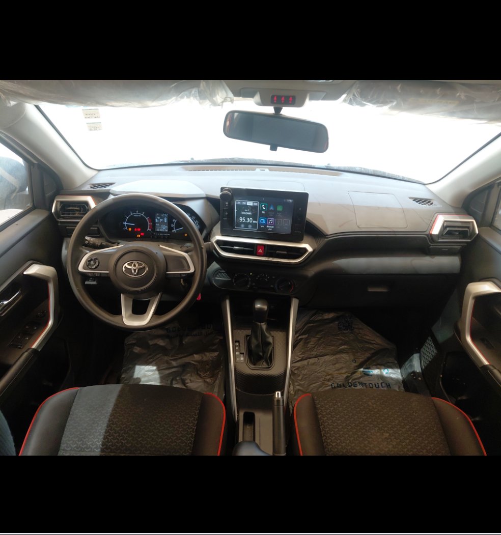 Toyota RAIZE XLE 2024 image