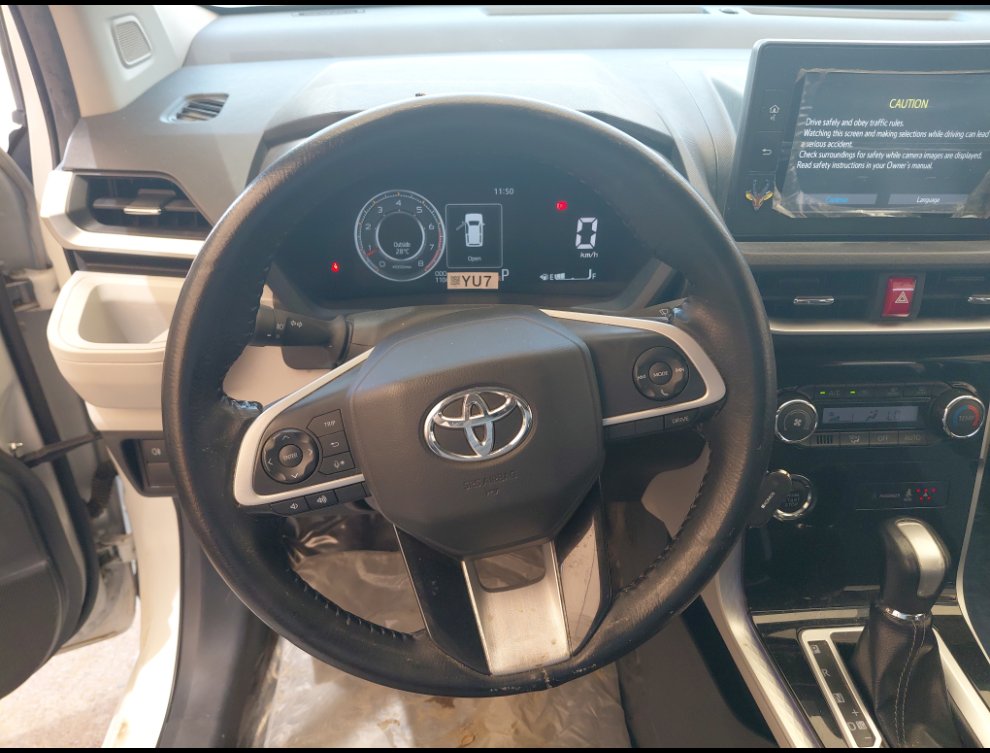Toyota VELOZ GLX 2024 image