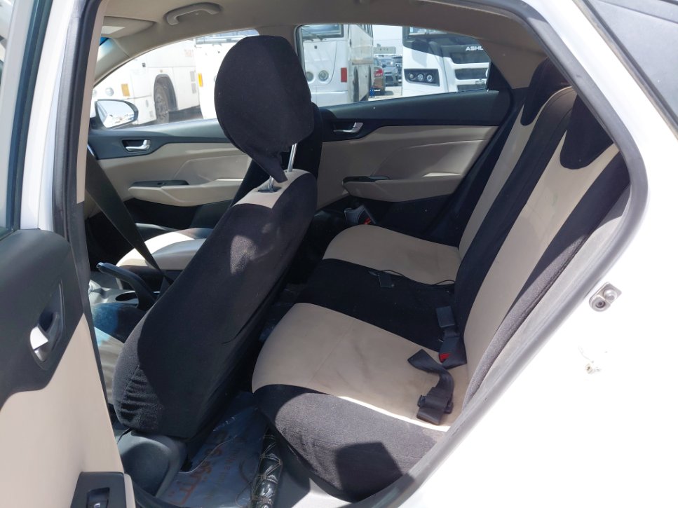 Hyundai Accent GL 2023 image