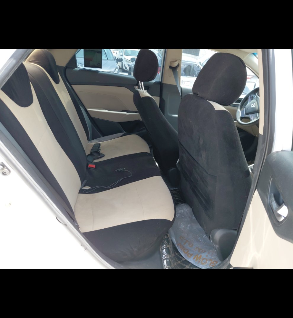 Hyundai Accent GL 2023 image