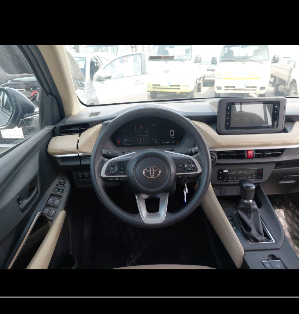 Toyota Yaris Y PLUS 2023 image