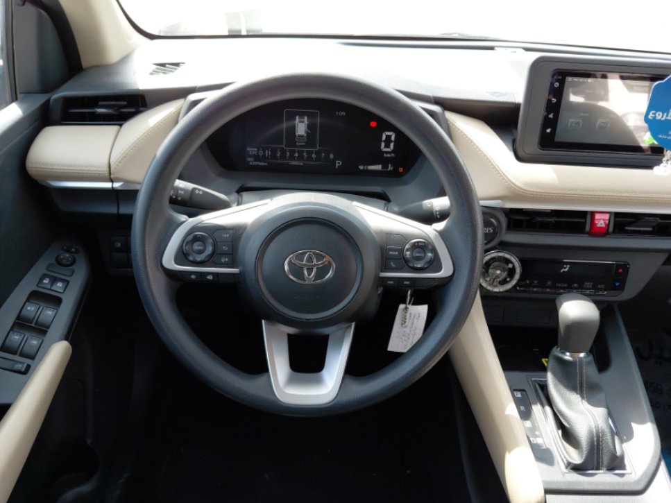 Toyota Yaris Y PLUS 2024 image