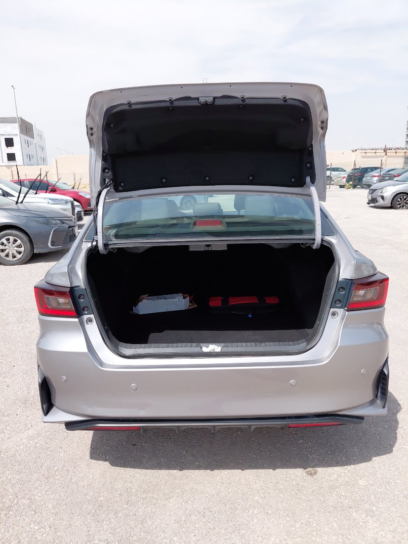 Toyota Yaris Y PLUS 2024 image