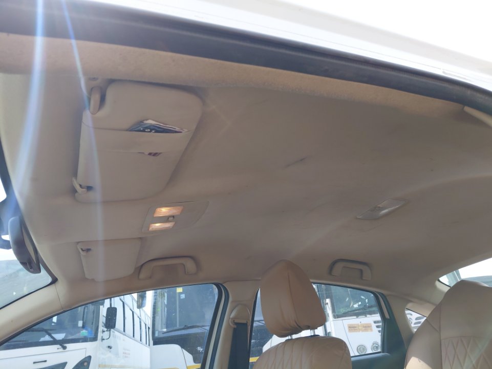 Toyota Yaris Y 2024 image
