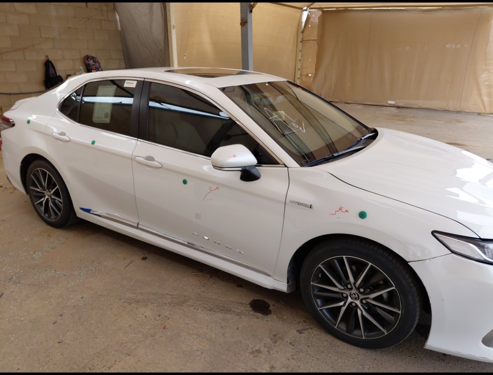 تويوتا كامري GLE HEV  2023 image
