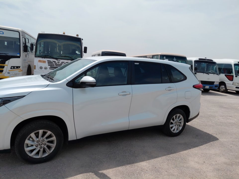 Toyota Innova GL 2024 image