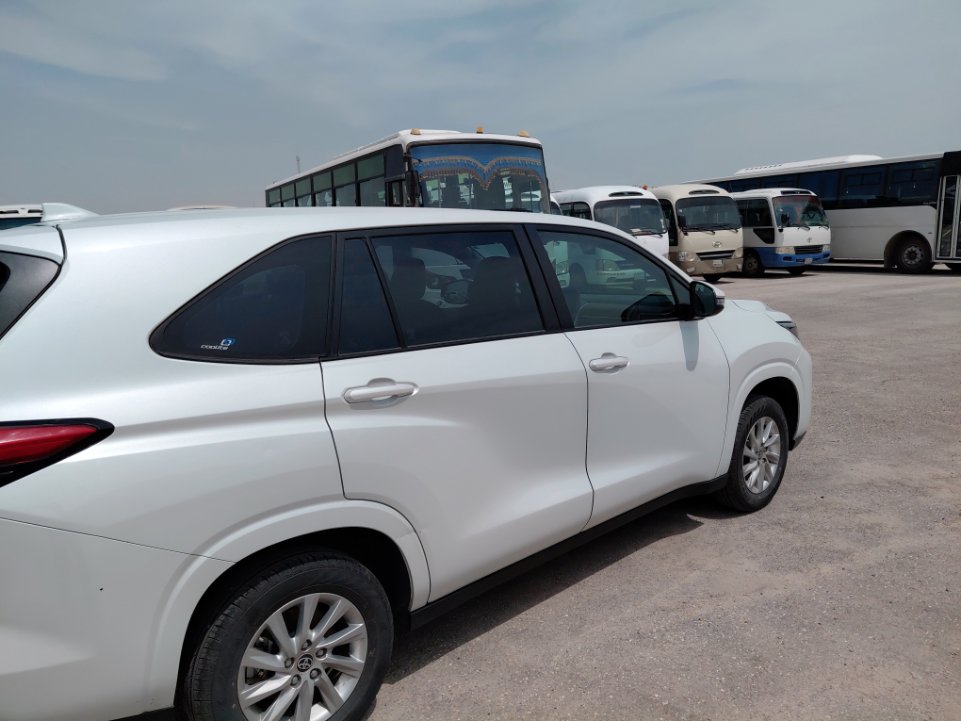 Toyota Innova GL 2024 image