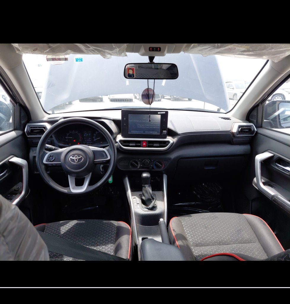 Toyota RAIZE XLE 2024 image