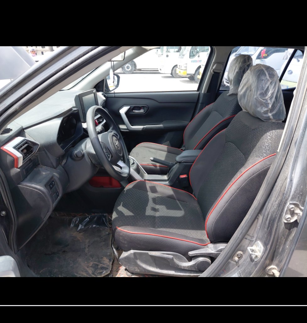 Toyota RAIZE XLE 2024 image