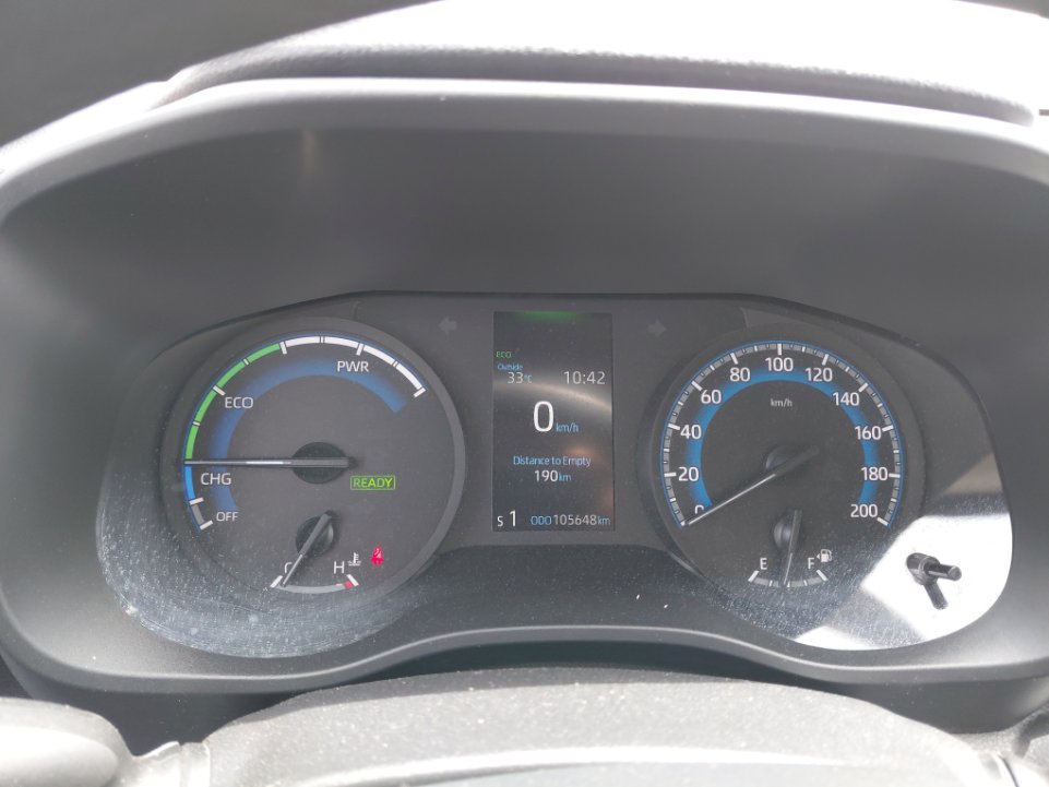 Toyota Innova GLE HEV  2024 image