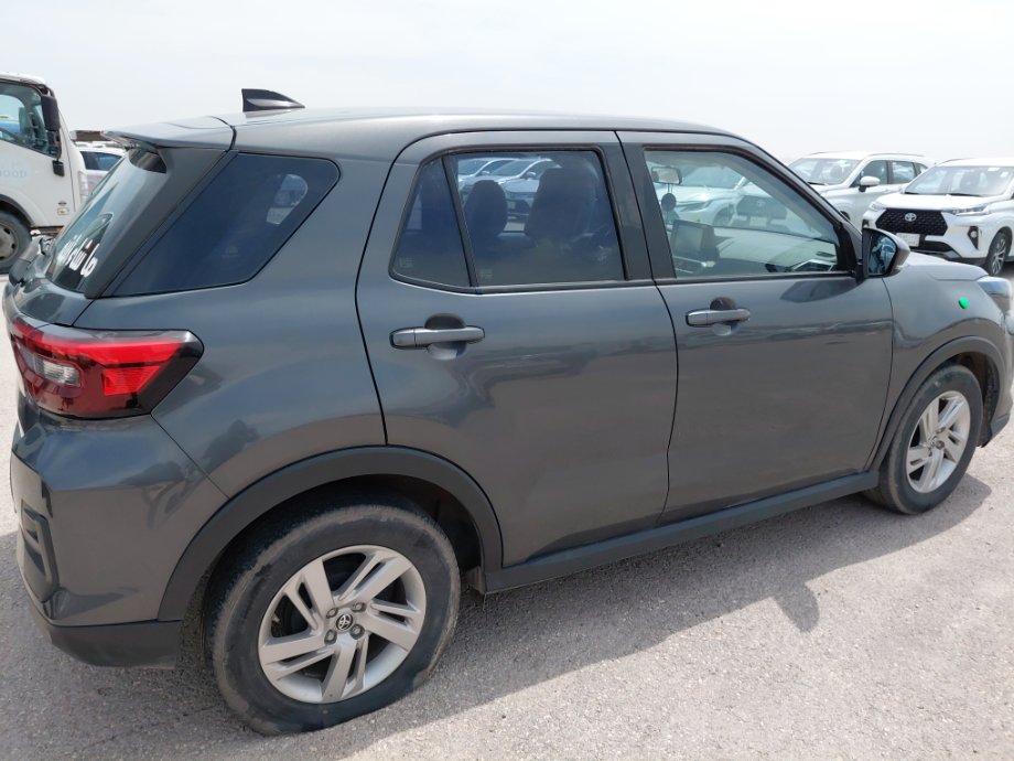 Toyota RAIZE XLE 2024 image