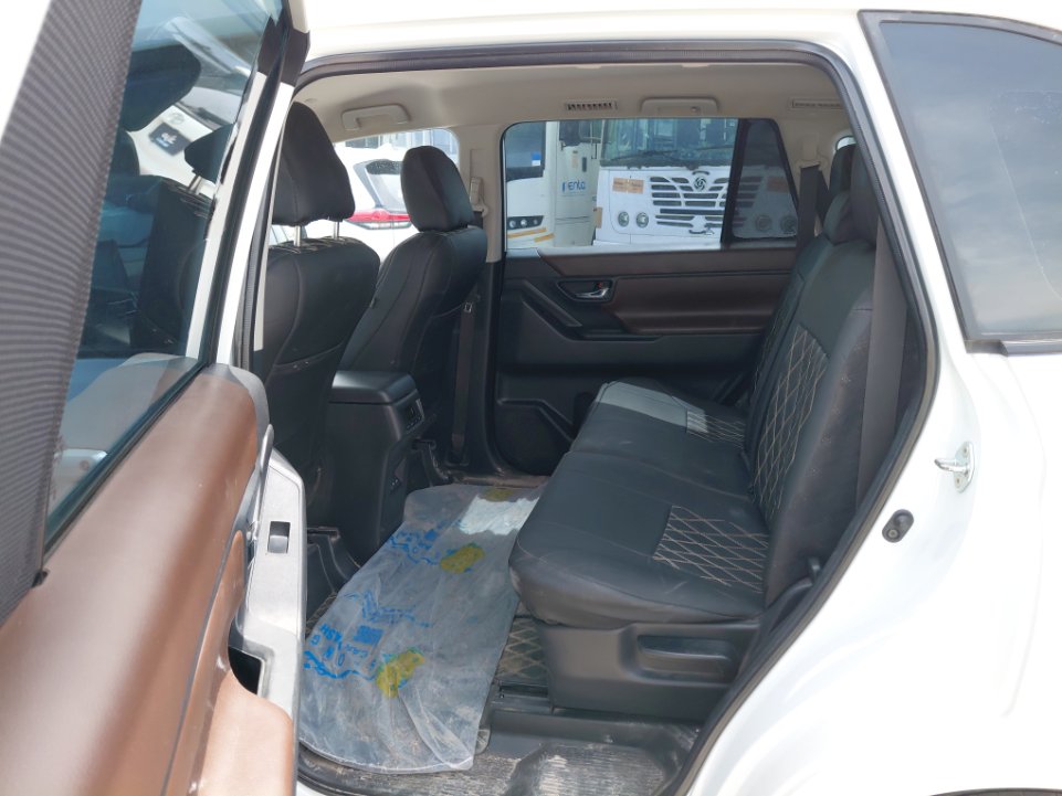 Toyota Innova GLE HEV  2024 image