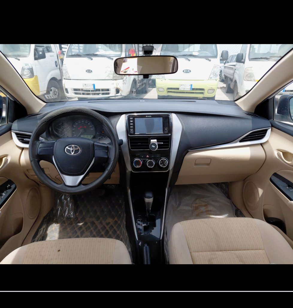 Toyota Yaris Y 2020 image