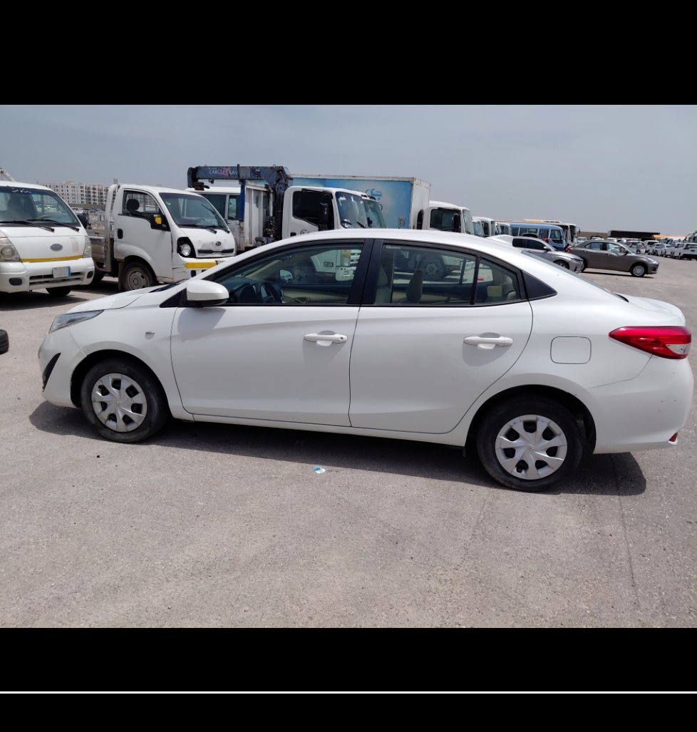 Toyota Yaris Y 2020 image