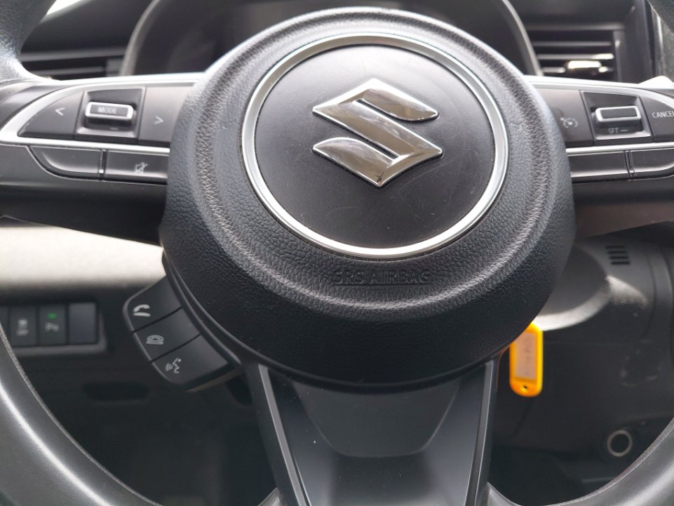 سوزوكي ارتيجا GL 2024 image