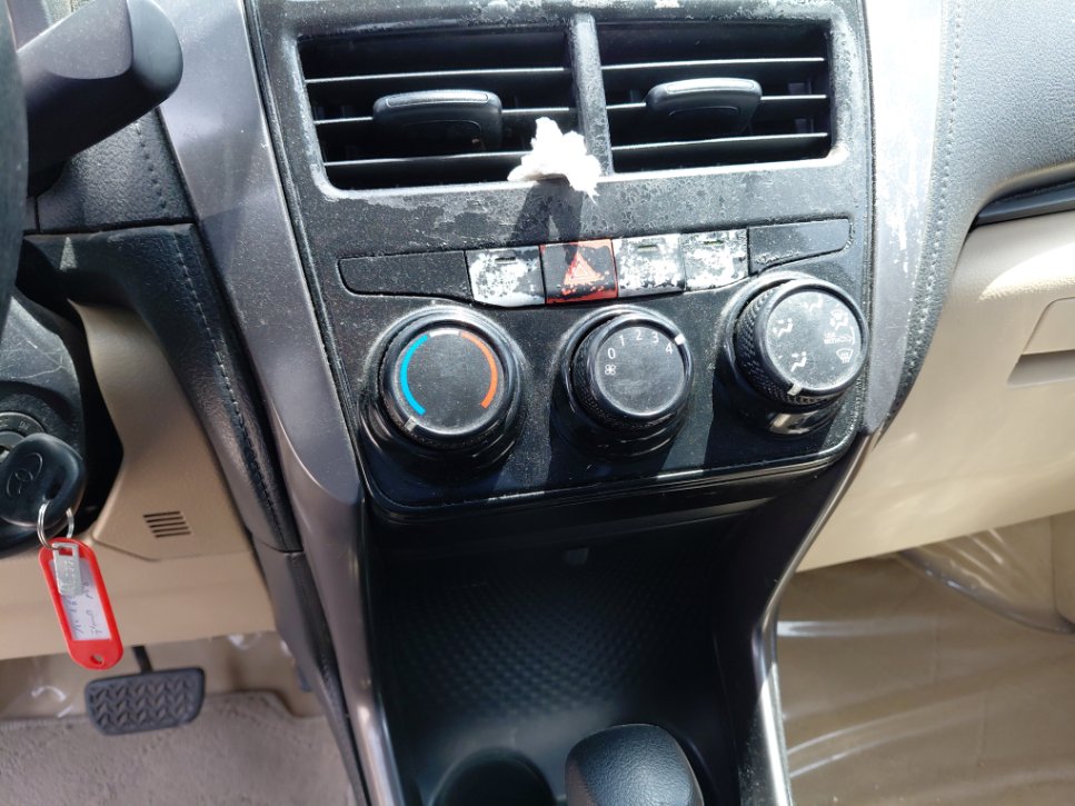 Toyota Yaris Y PLUS 2021 image