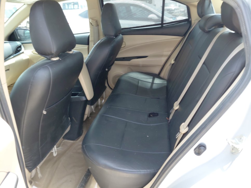 Toyota Yaris Y PLUS 2021 image