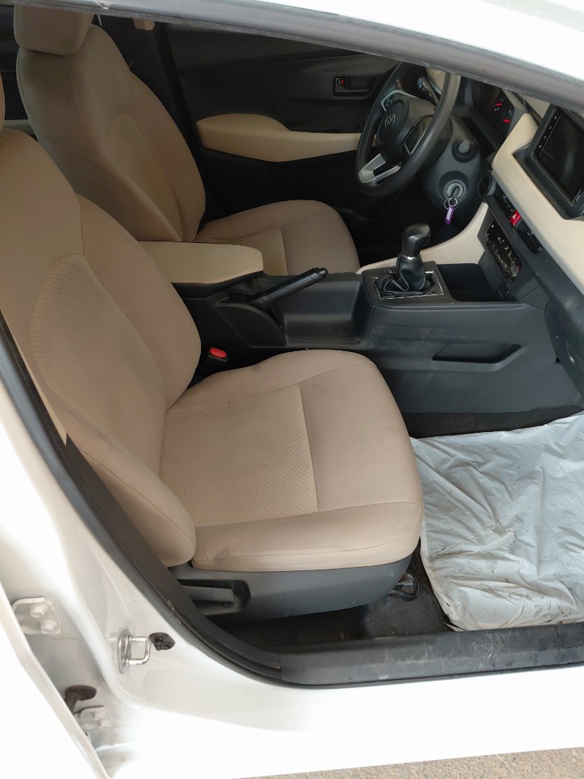 Toyota Yaris Y 2023 image
