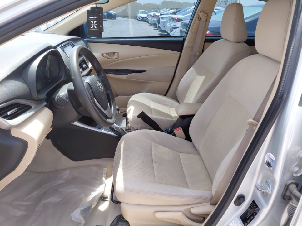 Toyota Yaris Y PLUS 2020 image