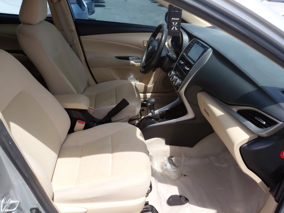 Toyota Yaris Y PLUS 2020 image