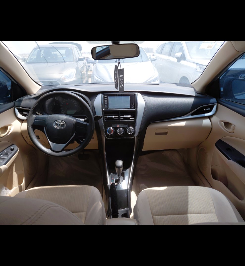 Toyota Yaris Y PLUS 2020 image