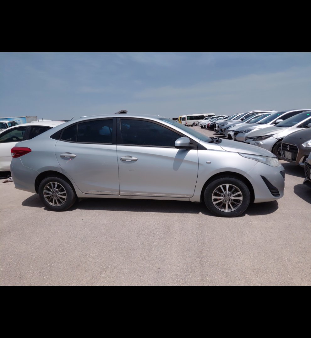Toyota Yaris Y PLUS 2020 image
