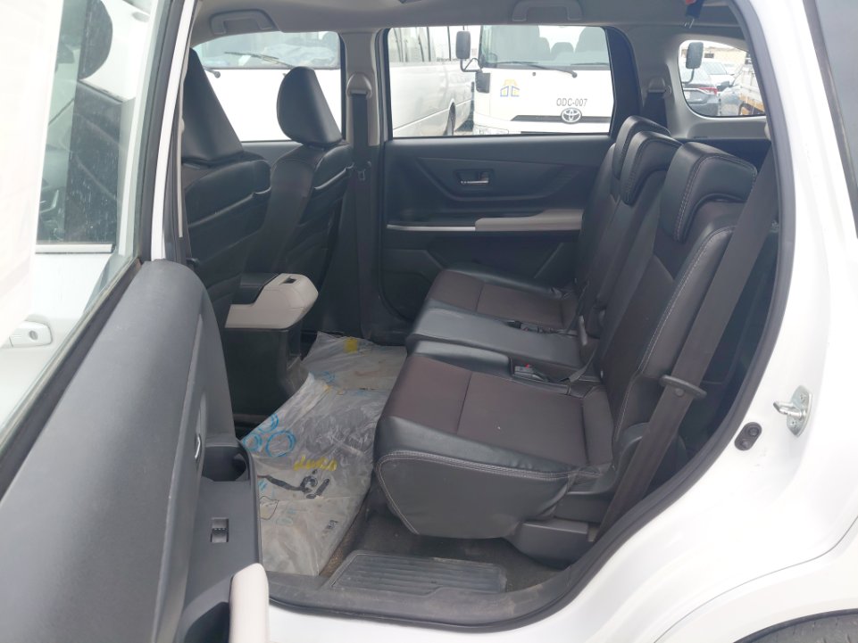 Toyota VELOZ GLX 2024 image