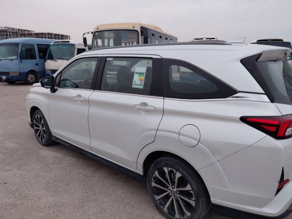 Toyota VELOZ GLX 2024 image