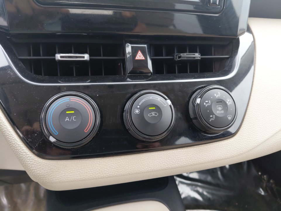 Toyota Corolla XLI EXECUTIVE M/R  2021 image