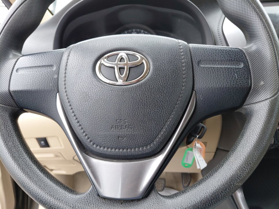 Toyota Yaris Y FLT 2022 image