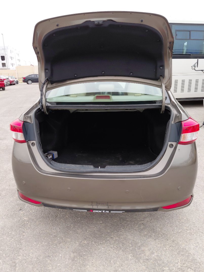 Toyota Yaris Y FLT 2022 image