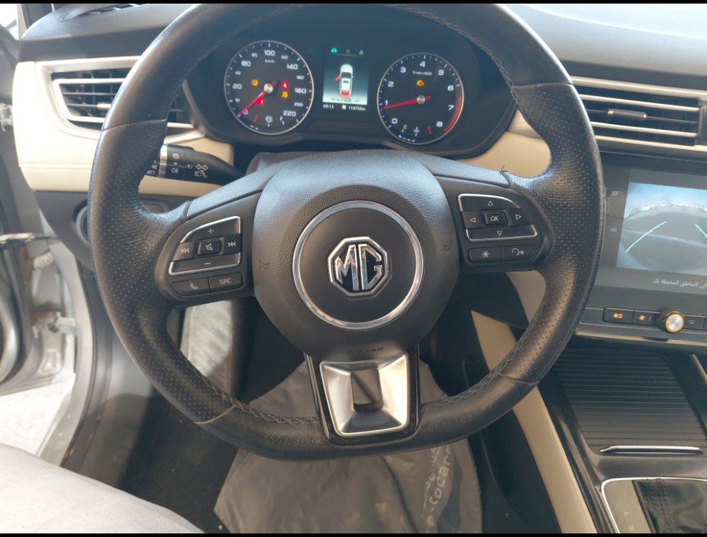 MG 5 لوكس  2022 image