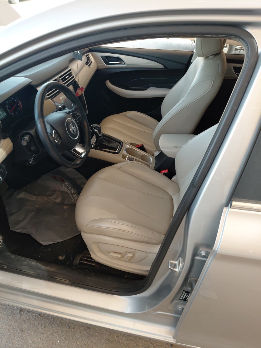 MG 5 لوكس  2022 image