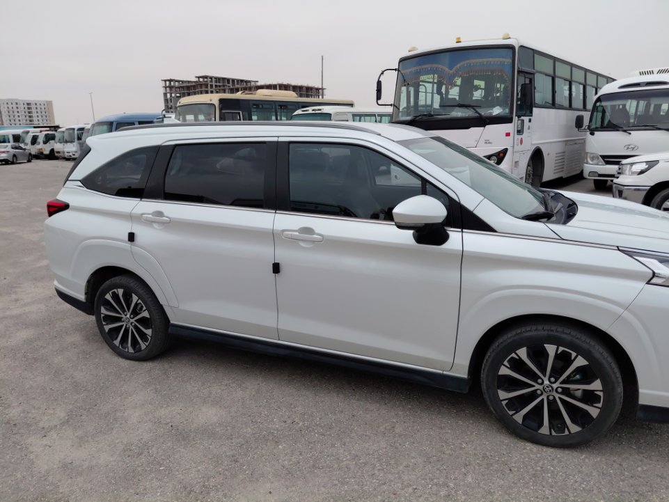 Toyota VELOZ GLX 2024 image