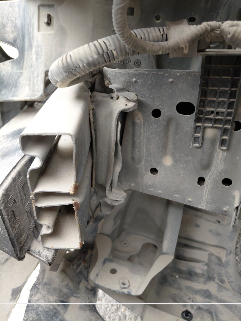 تويوتا يارس Y FLT 2020 image