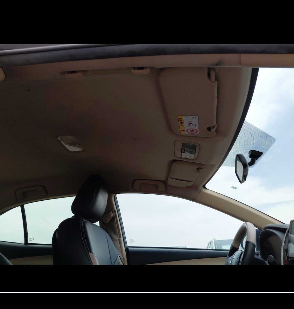 تويوتا يارس Y FLT 2020 image