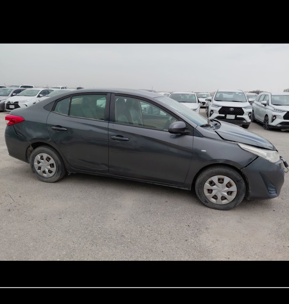 تويوتا يارس Y FLT 2020 image