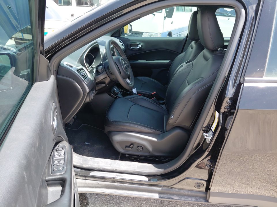 جيب كومباس ليمتد رياضيه  2021 image