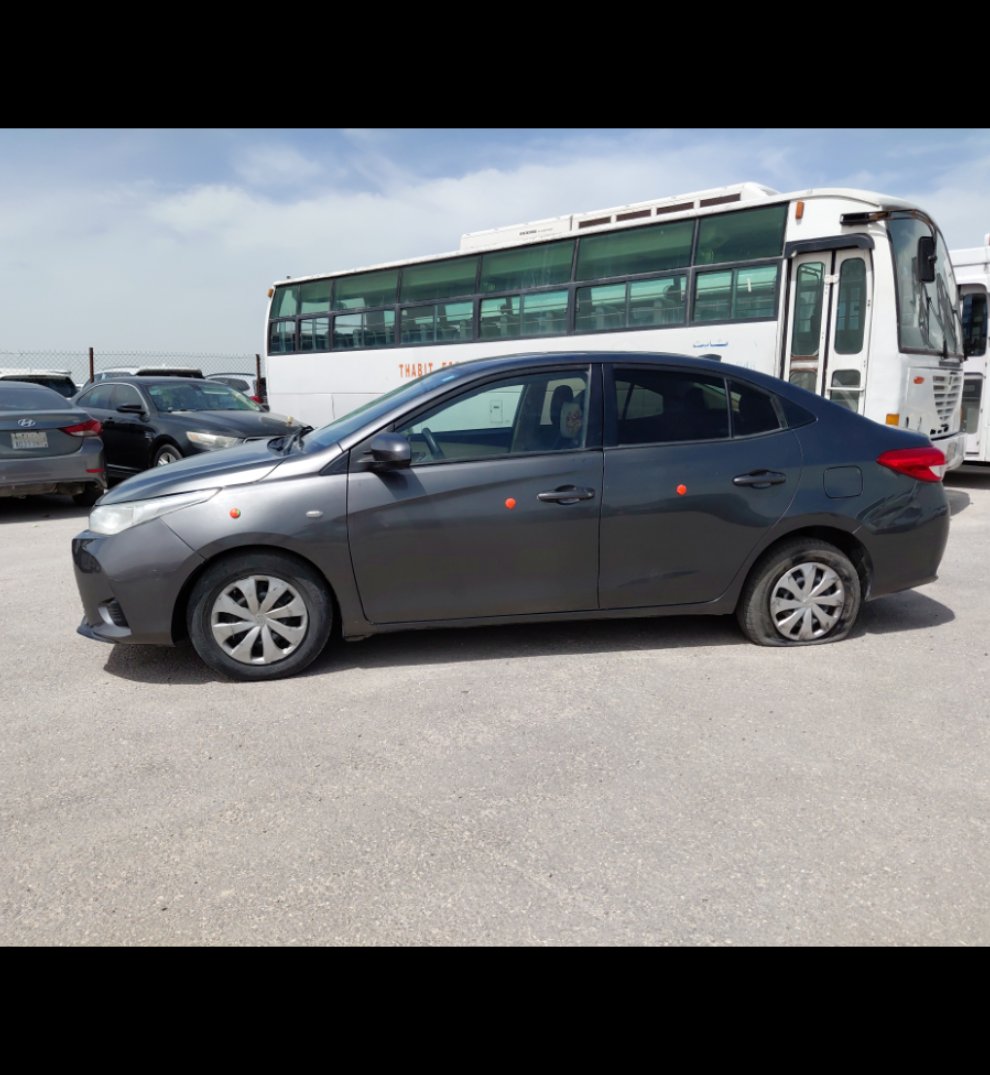 Toyota Yaris Y FLT 2021 image