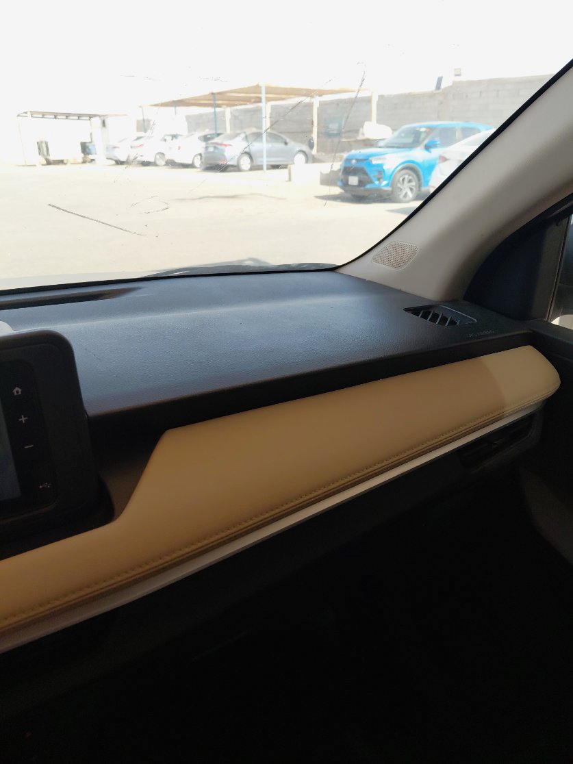 Toyota Yaris Y 2024 image