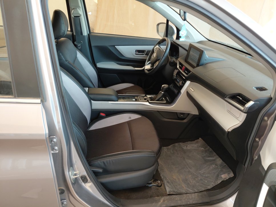 Toyota VELOZ GLX 2024 image